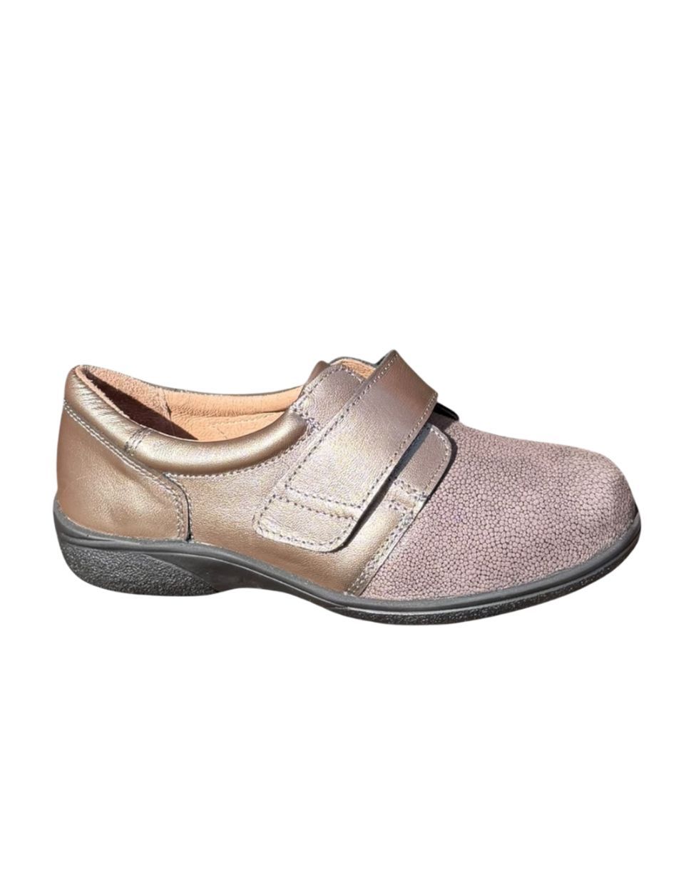 EASY B # PETULA BRONZE EASY B # PETULA BRONZE