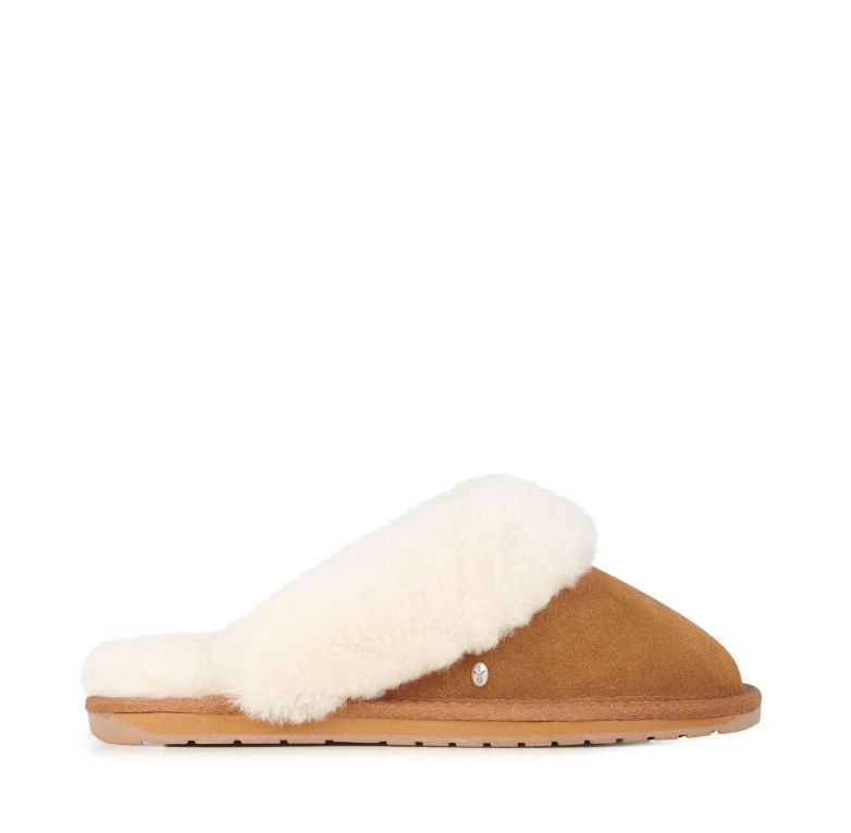 EMU # JOLIE CHESTNUT EMU # JOLIE CHESTNUT