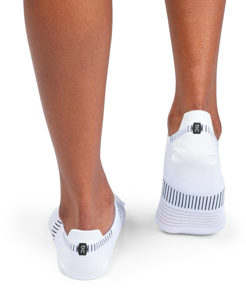 ON RUNNING # ULTRALIGHT SOCK BLANC - - ON