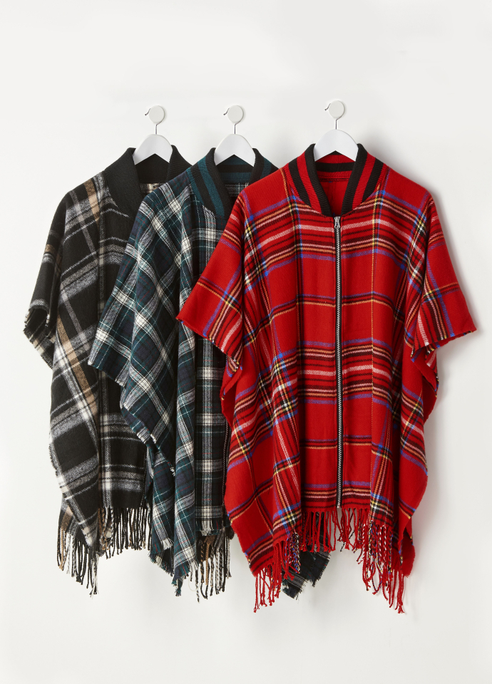 GIFTCRAFT # PONCHO TARTAN - - GIFTCRAFT LTD