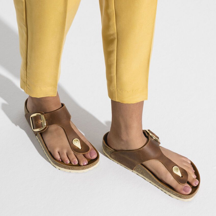 BIRKENSTOCK # GIZEH BIG BUCKLE COGNAC