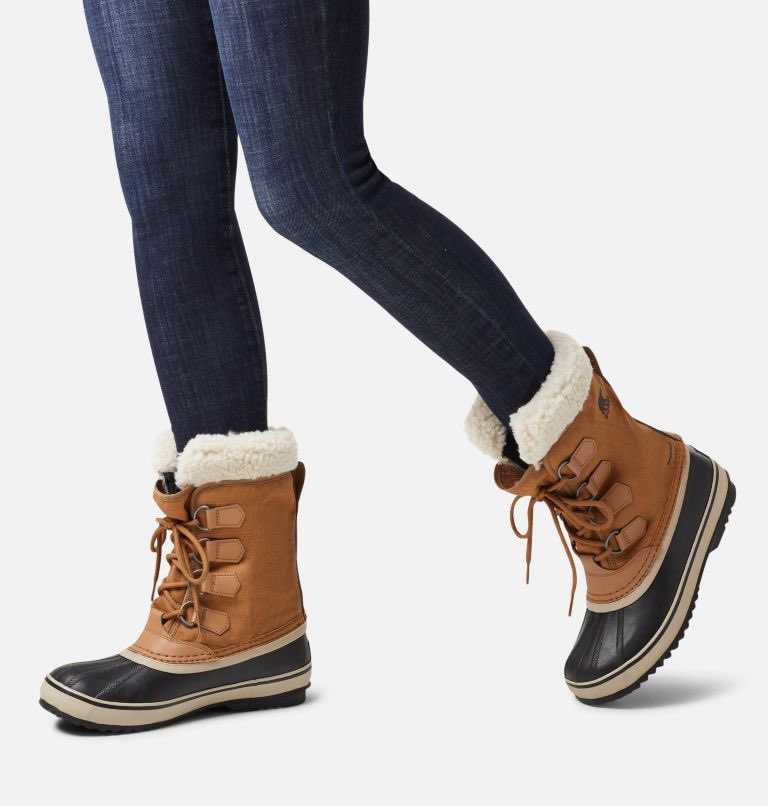 SOREL # WINTER CARNIVAL CAMEL