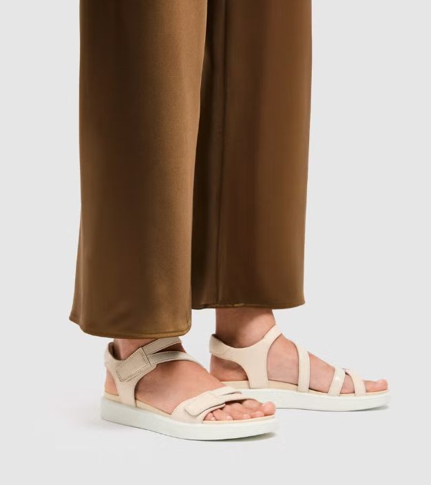 ECCO # SOFT 3 STRAP LIMESTONE BEIGE