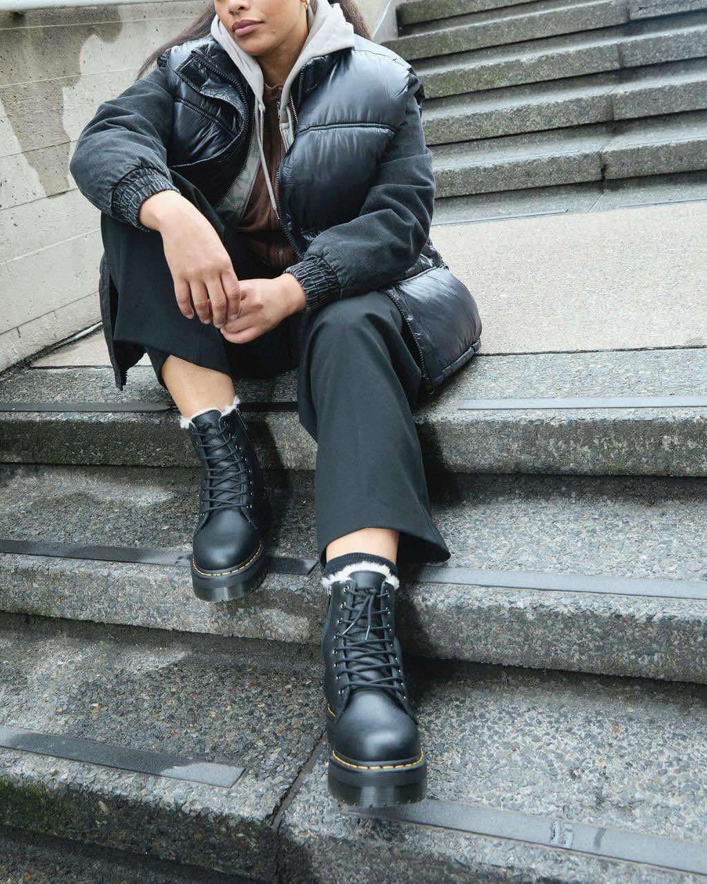 DR MARTENS # JADON FL BLACK PISA