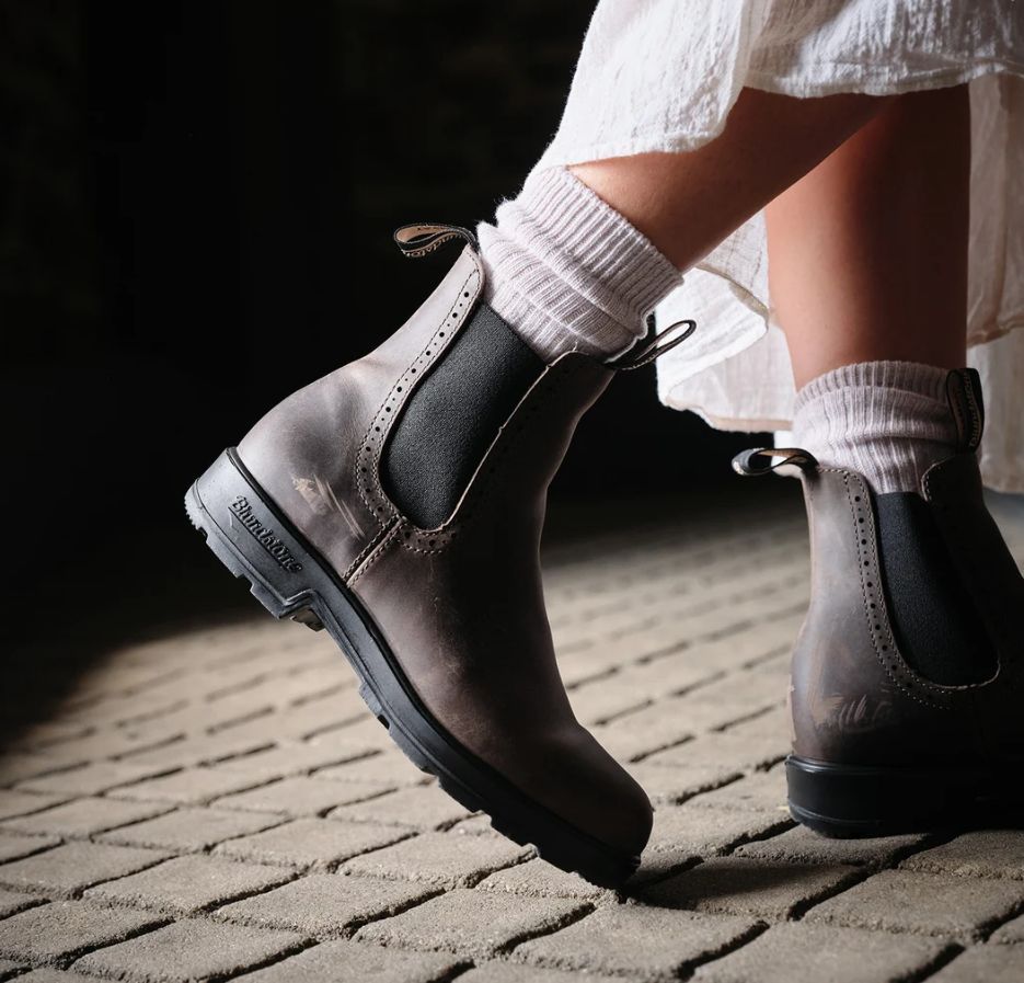 BLUNDSTONE # 2615 HIGH TOP CLAY