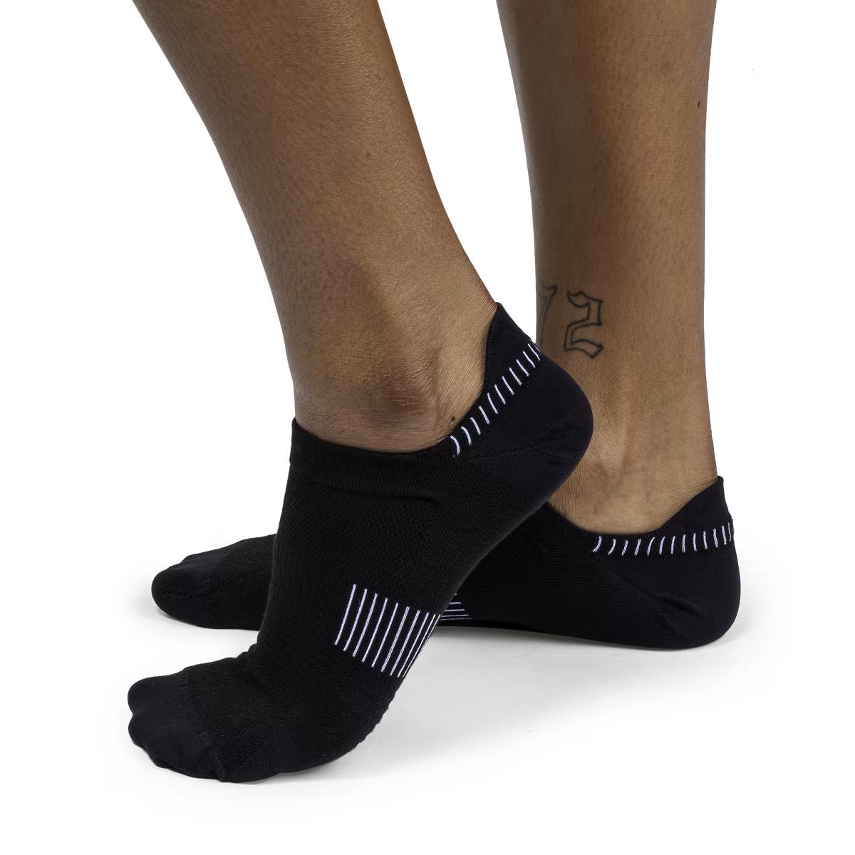 ON RUNNING # ULTRALIGHT SOCK NOIR