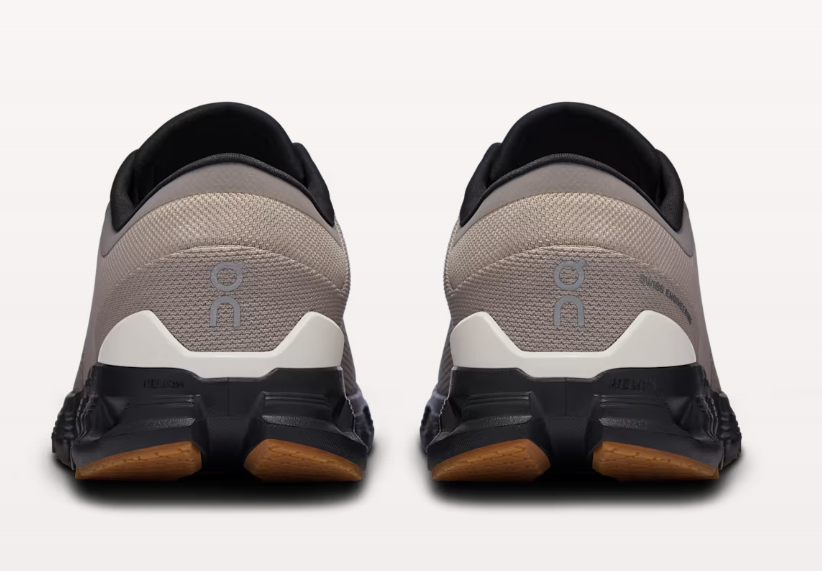 ON # CLOUD X4 FOG/BLACK