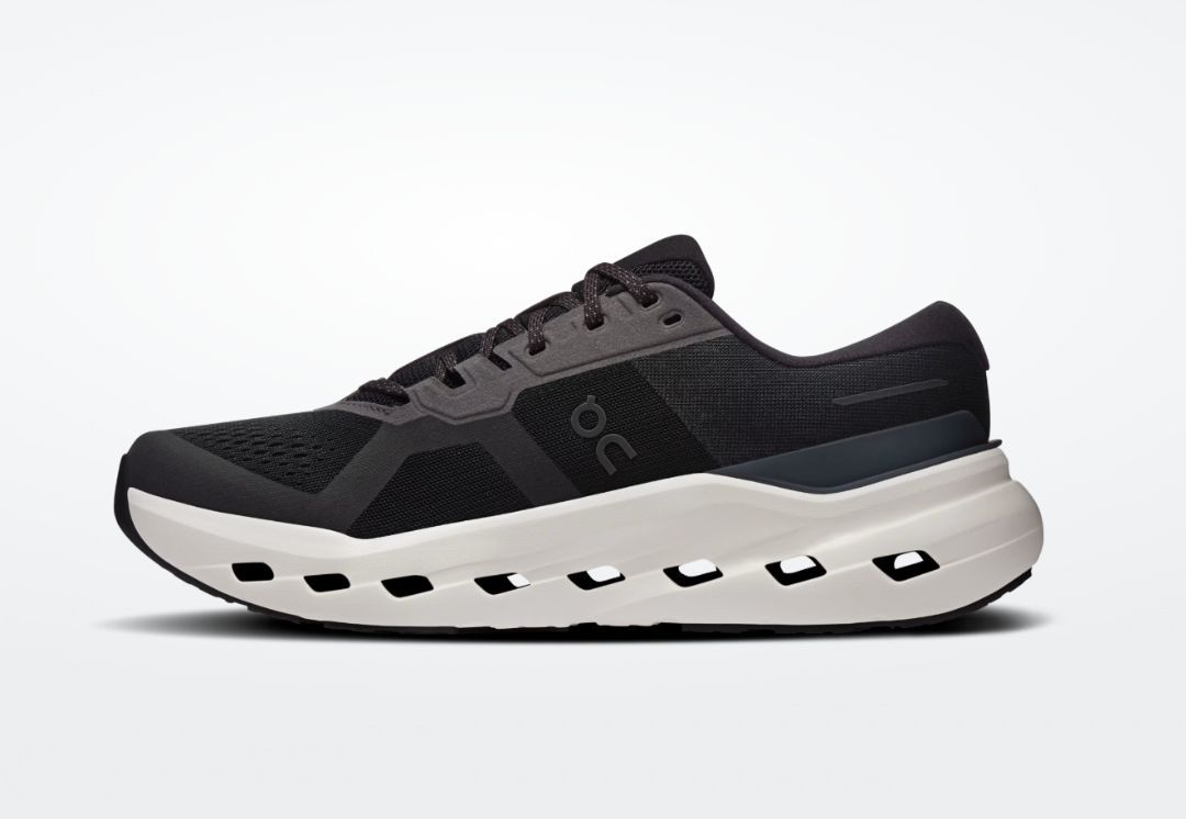 ON # CLOUDRUNNER 3 NOIR/IVOIRE