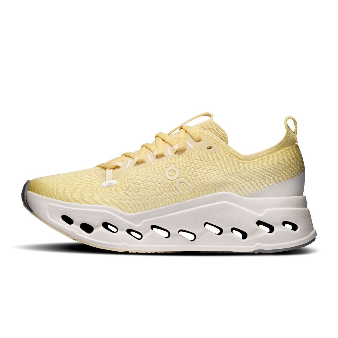 ON # CLOUDSURFER MAX DIJON/IVORY