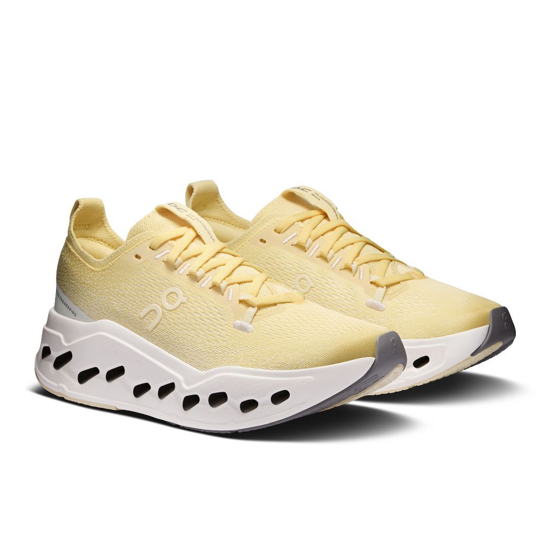 ON # CLOUDSURFER MAX DIJON/IVORY