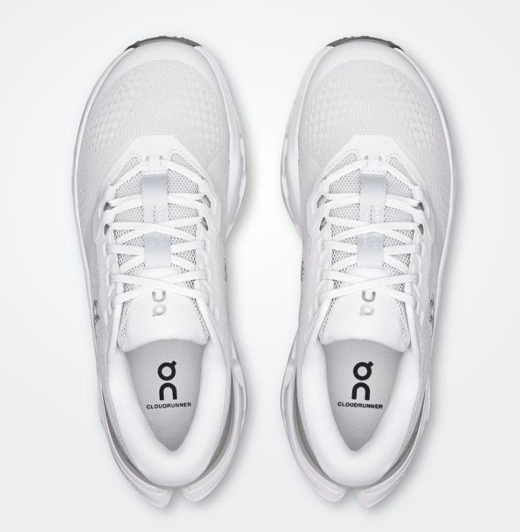ON # CLOUDRUNNER 3 FROST/GLACIER GRIS