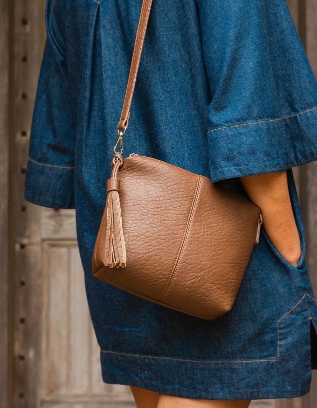 LOUENHIDE # KASEY STRIPE CROSSBODY