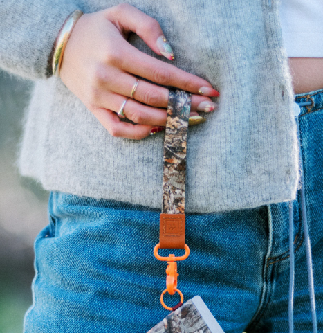 THREAD # WRIST LANYARD REALTREE