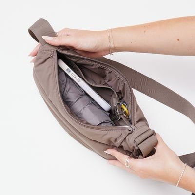GOT BAG # PUFFER MOON BAG SMALL