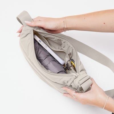 GOT BAG # PUFFER MOON BAG SMALL
