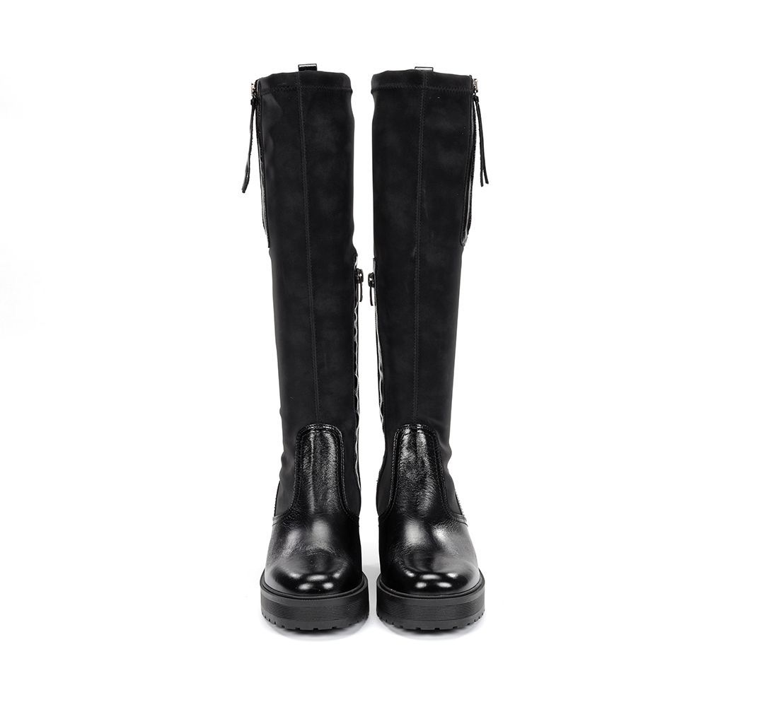 DORKING # SARAH NOIR