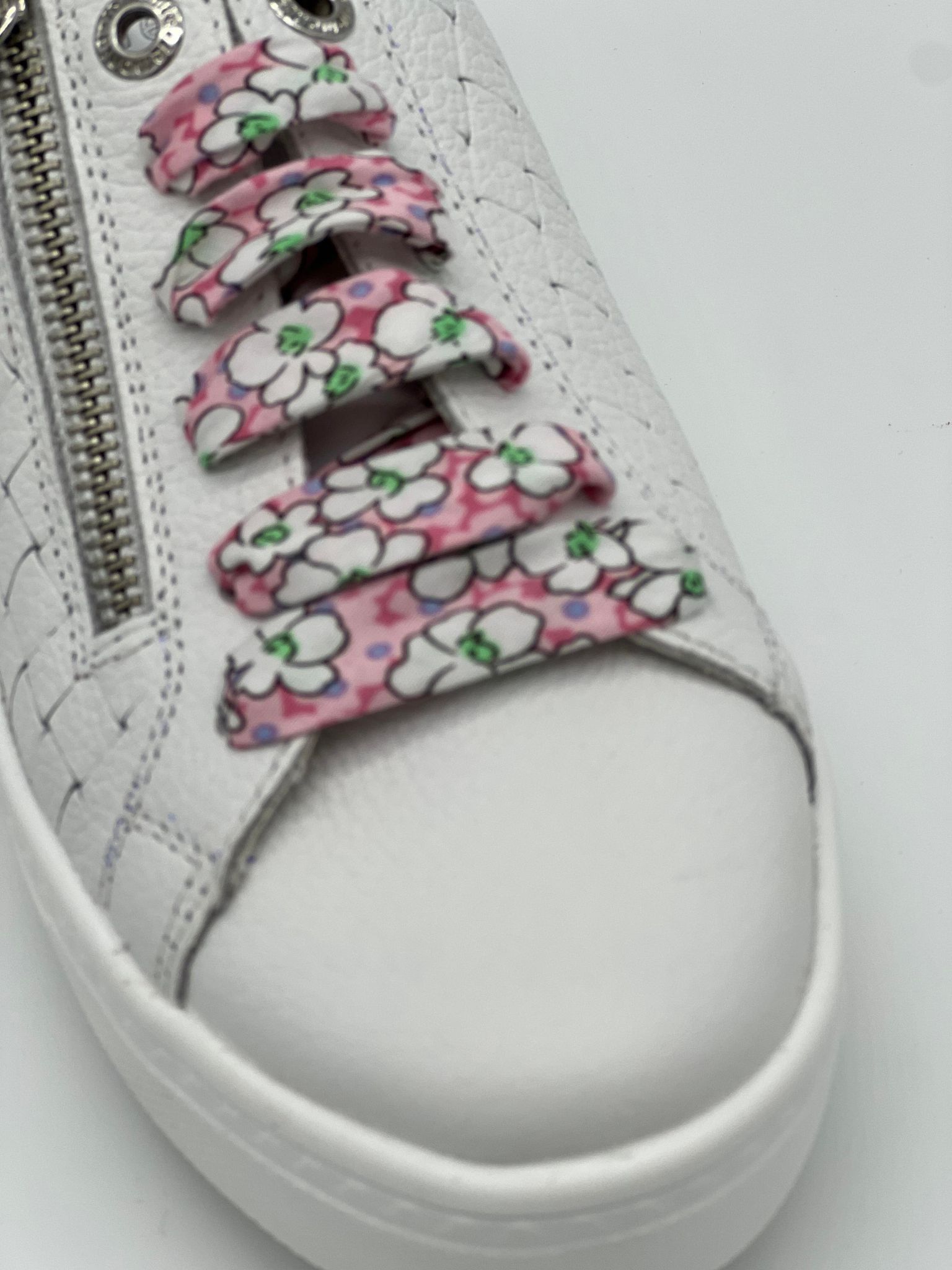 MINX BOUTIQUE FLORAL