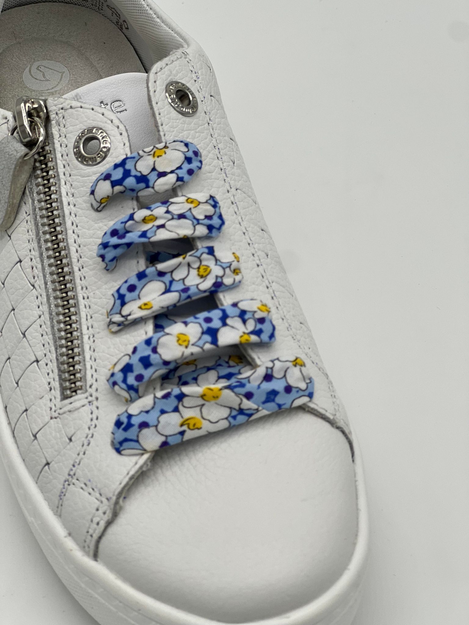MINX BOUTIQUE FLORAL